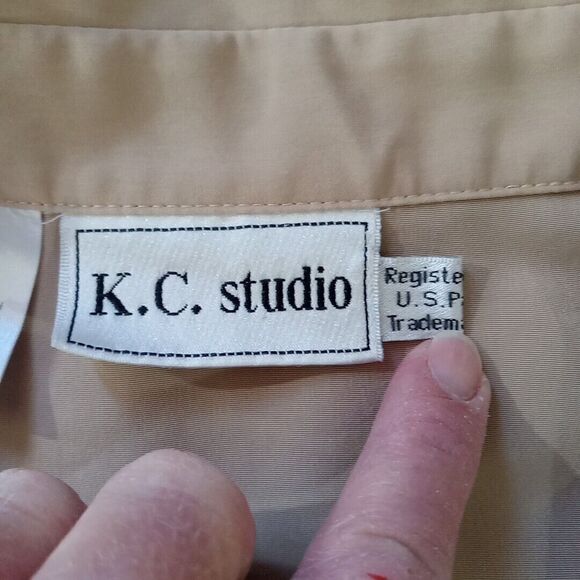 K.C. Studio Shirt Women's Size 12 Button Front * - Picture 9 of 12